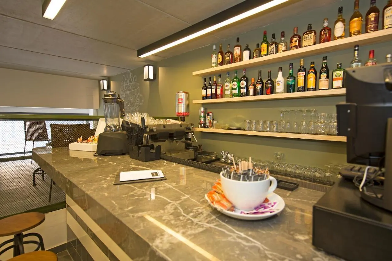 托德先生酒店 斯利马 酒店